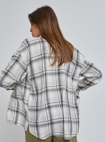Oversized Boyfriend Flannel in Grey